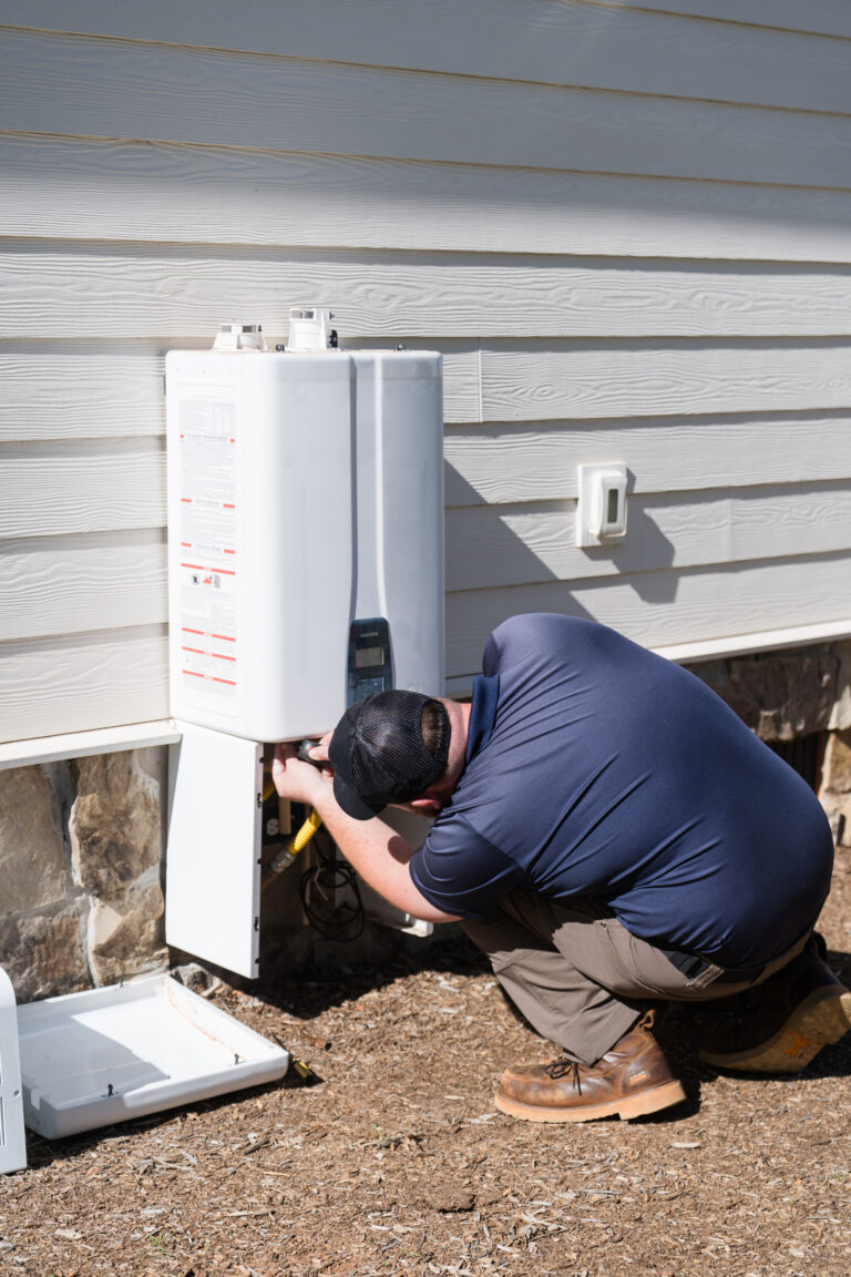What to do if you suspect a gas leak: Immediate safety steps and emergency response guide calling emergency services for gas leak